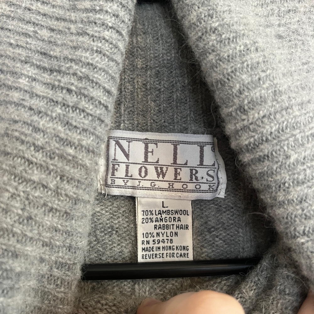 Elegant Gray Cable Knit Turtleneck Sweater with lambswool & angora hair - Picture 4 of 8